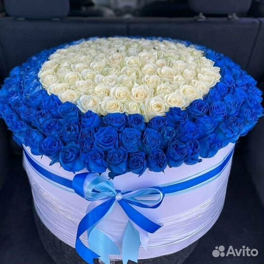 201 роза В корзине