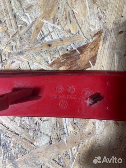 Катафот бампера задний правый Volkswagen Golf A6