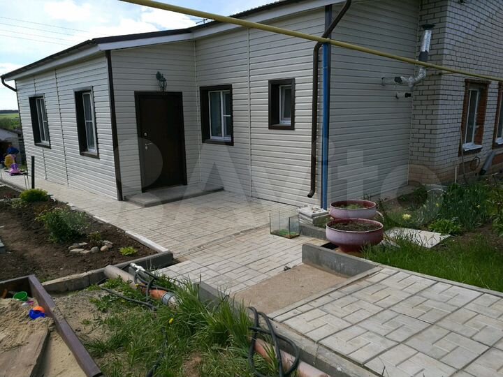 Дом 100 м² на участке 13 сот.