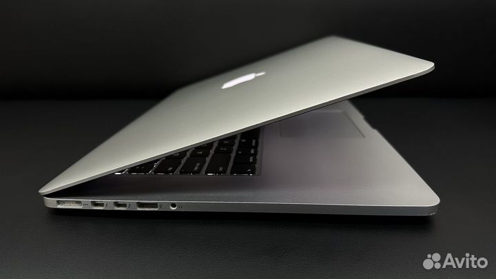 MacBook Pro 15 2015 i7 16/512