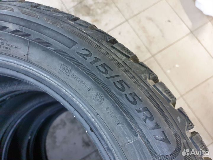 Dunlop Ice Touch 215/55 R17