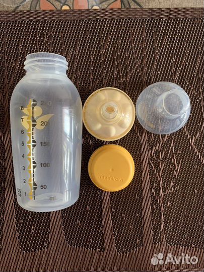 Бутылочка для кормления Medela со смартсоской