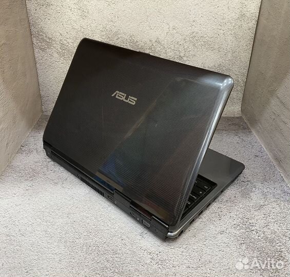 Ноутбук asus