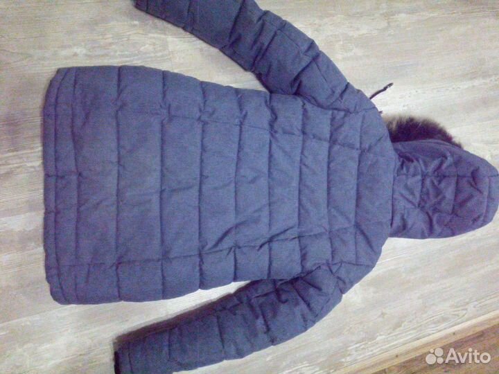 Теплая куртка на девочку (зимняя)