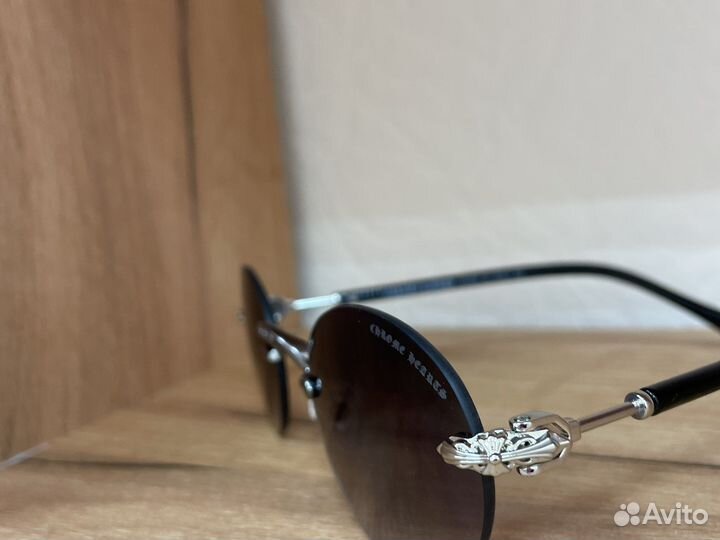 Солнцезащитные очки chrome hearts