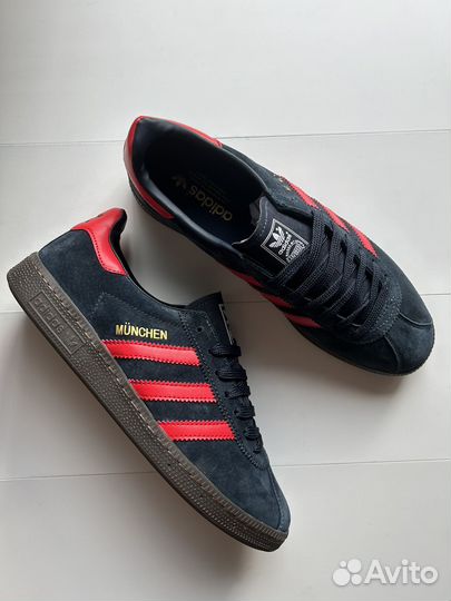 Кроссовки мужские adidas munchen navy red замш