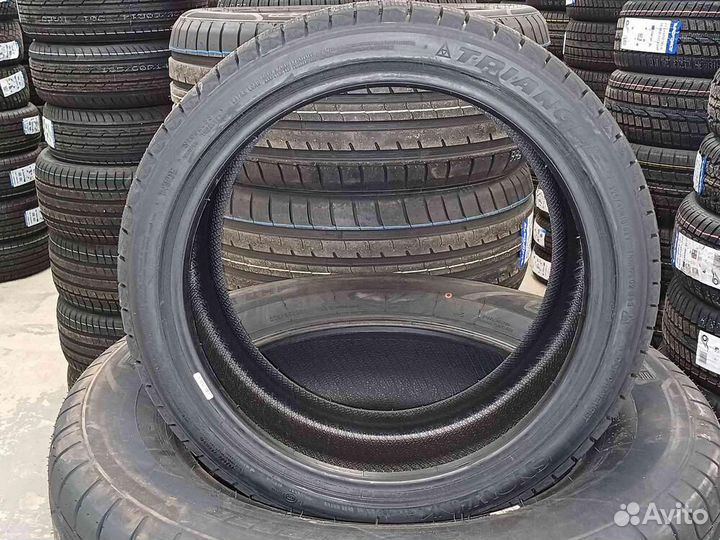 Triangle PL02 225/40 R18 92V