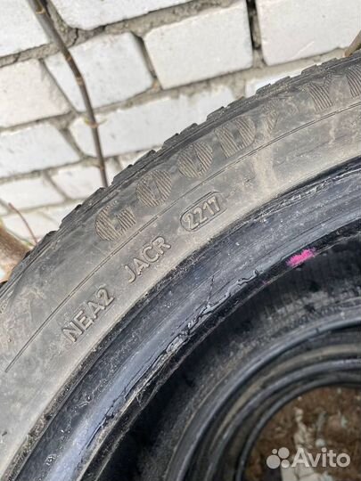 Goodyear Ultra Grip Ice Arctic 2 245/45 R19