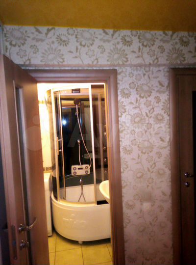 2-к. квартира, 53 м², 2/9 эт.