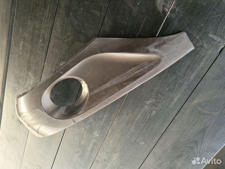 Облицовка птф передняя левая VW Touareg NF