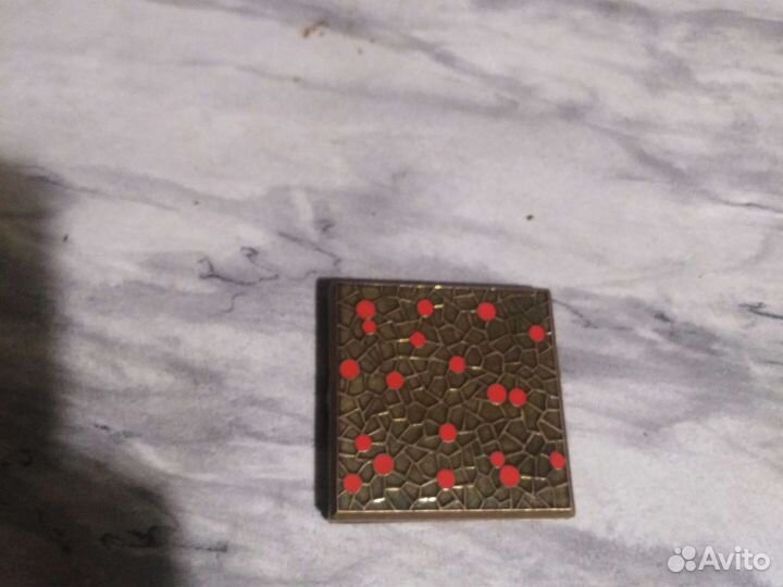 Пудренница старая латунь