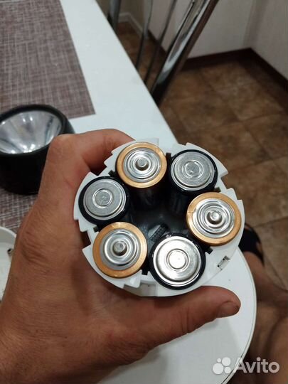 Фонарик подводный