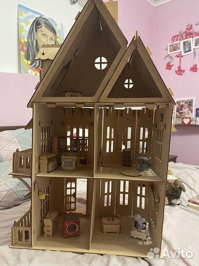 Домик кукольный деревянный