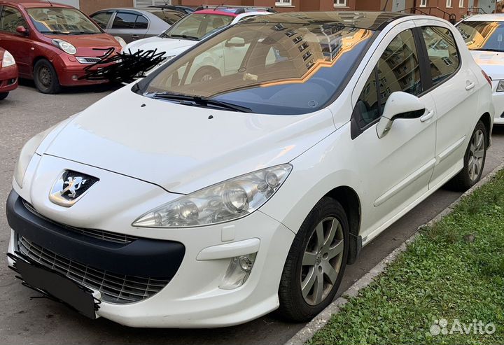 Peugeot 308, 2011