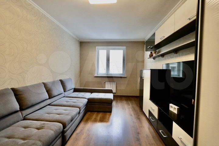 3-к. квартира, 82 м², 8/25 эт.