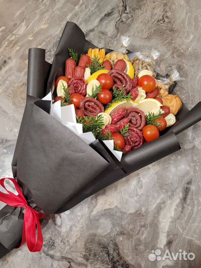 Съедобный букет мужчине 23 февраля