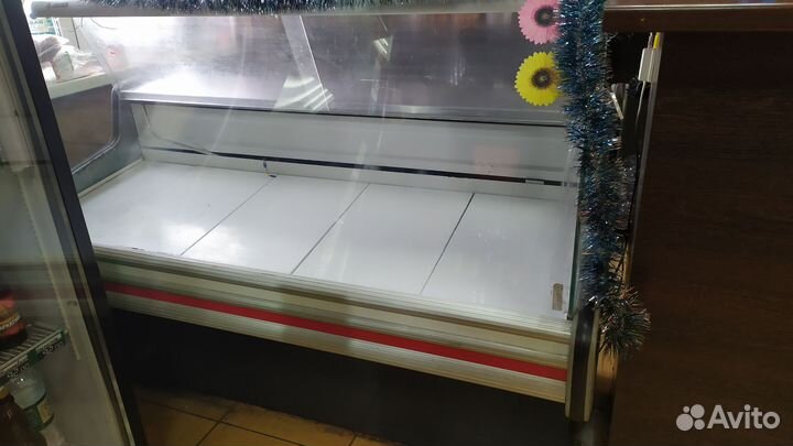 Холодильная витрина бу