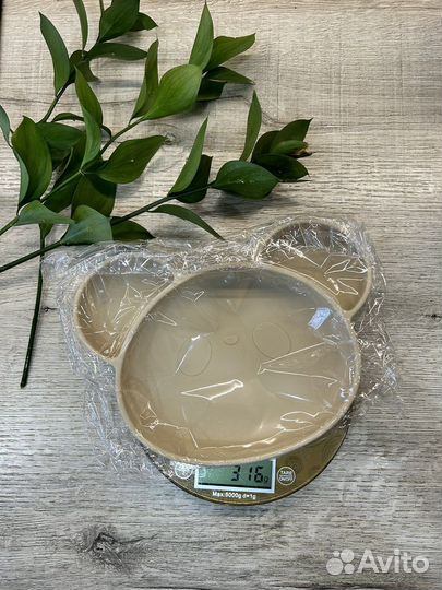 Тарелка силиконовая на присоске противоскользащая