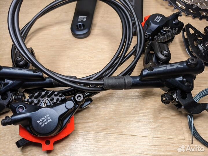 Групсет Shimano SLX / XT дербан m7100 m8100