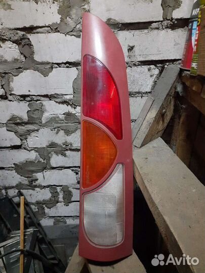 Задние фонари Рено Кангу