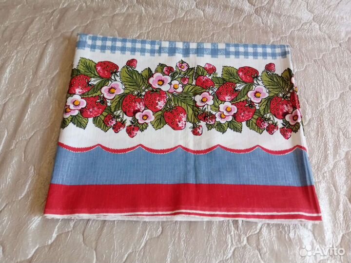 Скатерти разные. Новые