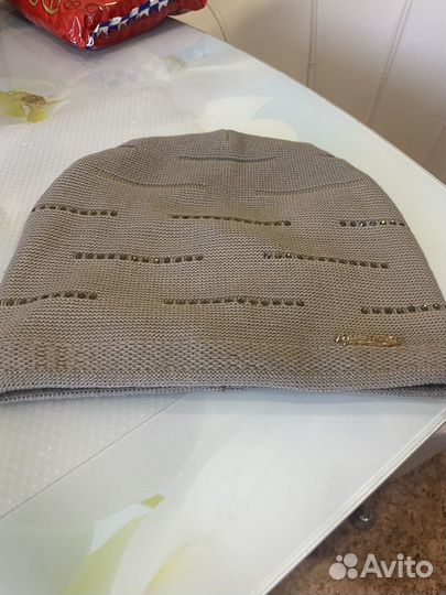 Куртка и шапка