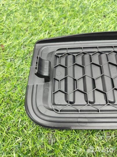 Накладка декоративная Audi А6 C8 2018