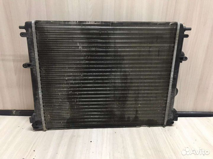 Радиатор охлаждения renault logan 1