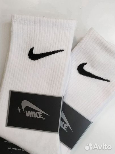 Носки Nike высокие белые