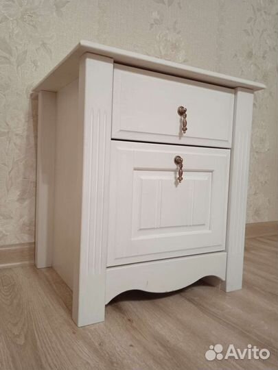 Тумба прикроватная Милано массив сосны