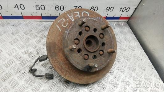 Ступица передняя правая ford transit 8 (OEA21N901)