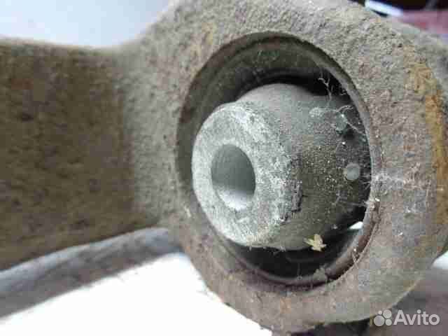 Рычаг передний правый нижний Volkswagen T5 T5