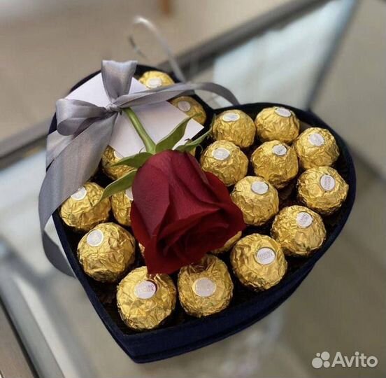 Сладкий презент на 14 февраля подруге