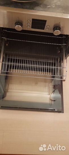 Духовка электрическая встраиваемая бу