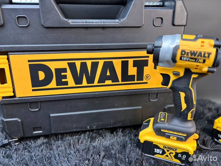 Аккумуляторный винтоверт dewalt