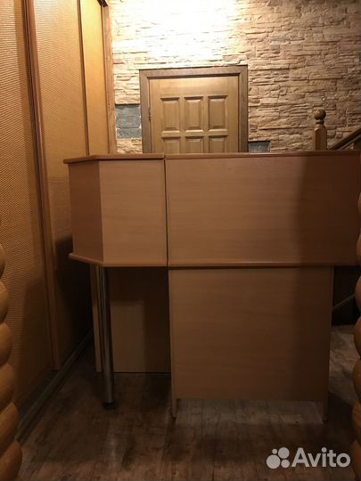 Стойка ресепшн угловая