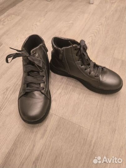 Ботинки детские 36 размер