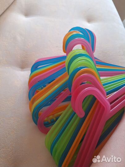 Вешалки плечики IKEA детские