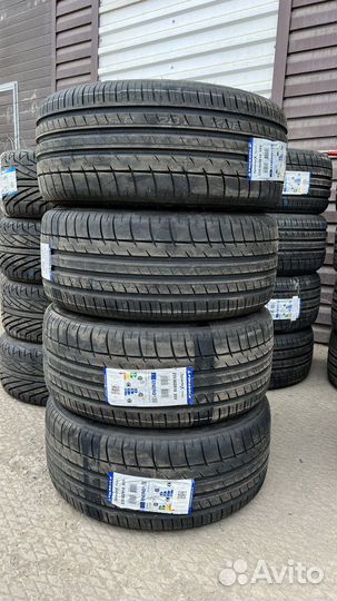 Triangle Sports TH201 235/40 R18