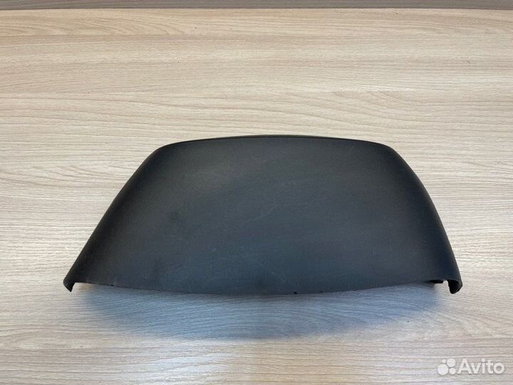 Подрулевой кожух LADA X-Ray