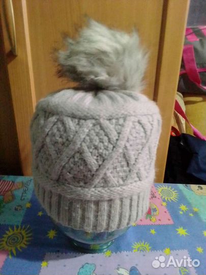 Шапки зимние и шарфы