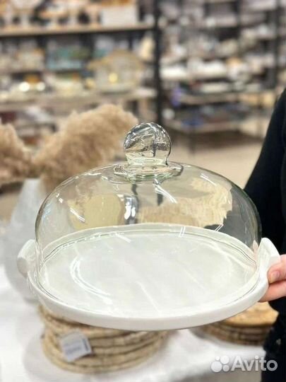 Блюдо с крышкой