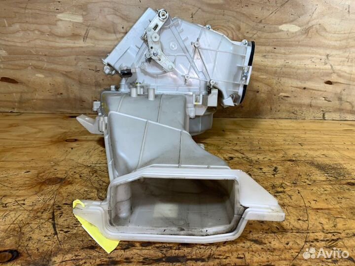 Корпус печки Isuzu Elf NHR85A 4jjtcn 2007