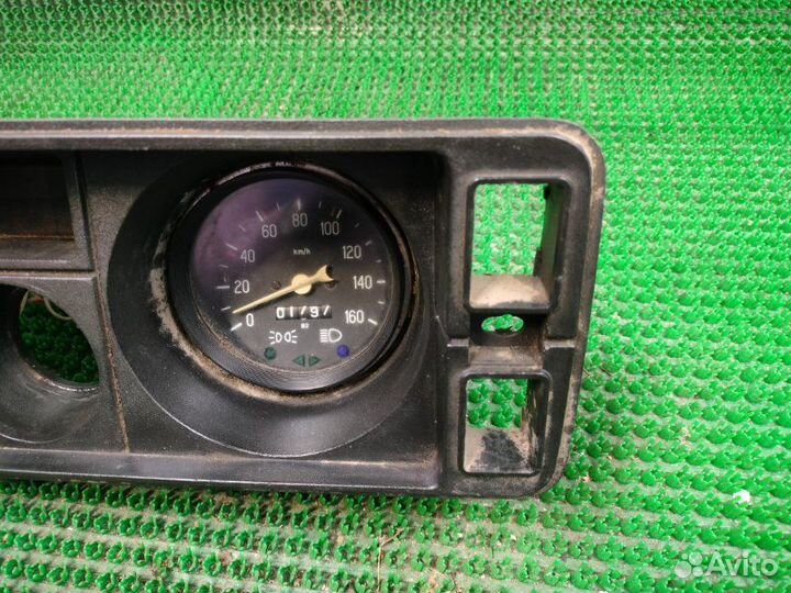 Панель приборов Лада 2105 2000