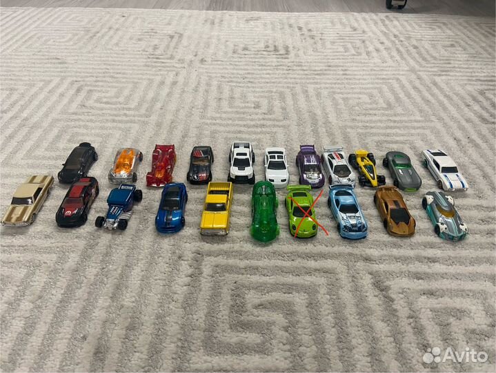 Машинки hotwheels