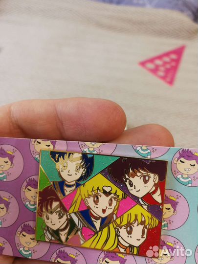 Коллекционные значки пины аниме