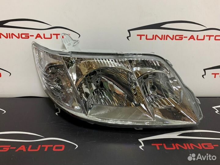 Фары на Fielder 120 2004-2006 комплект