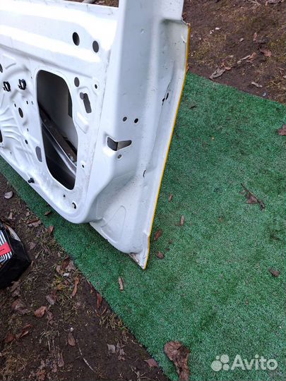 Дверь передняя правая skoda octavia a7