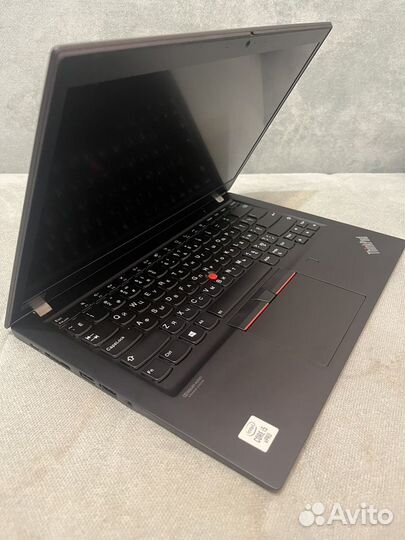 Ноутбук Lenovo ThinkPad T14s