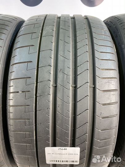 Pirelli P Zero PZ4 285/30 R22 97Y